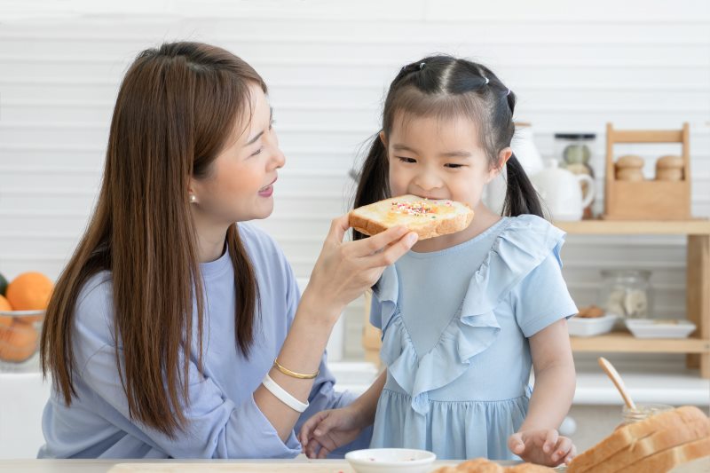 Những lưu ý về dinh dưỡng cho bé 1-2 tuổi